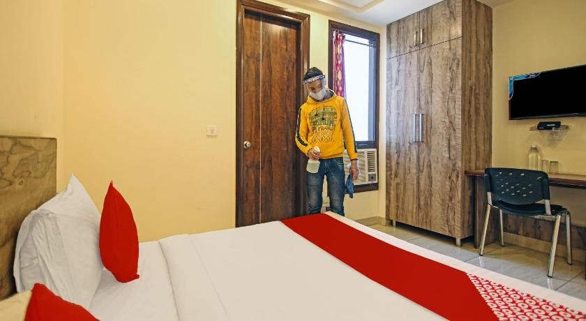Bedroom 3, OYO Flagship 13672 Hotel Dhruv, Rewari