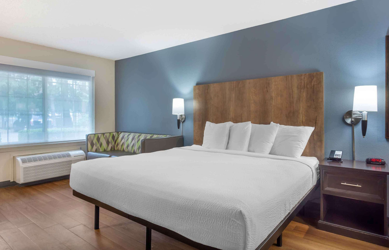 Bedroom 3, Extended Stay America Suites Seattle Redmond, King