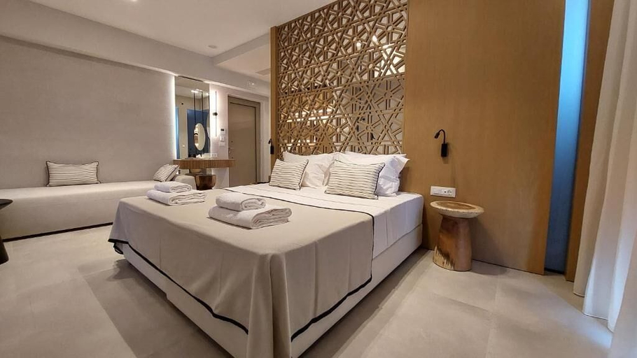 Bedroom 5, Niriides Palace, Crete