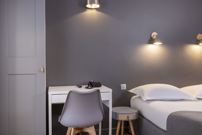 Hôtel Paris Legendre, Paris