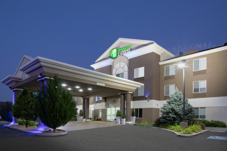 Exterior & Views 2, Holiday Inn Express YREKA-SHASTA AREA by IHG, Siskiyou