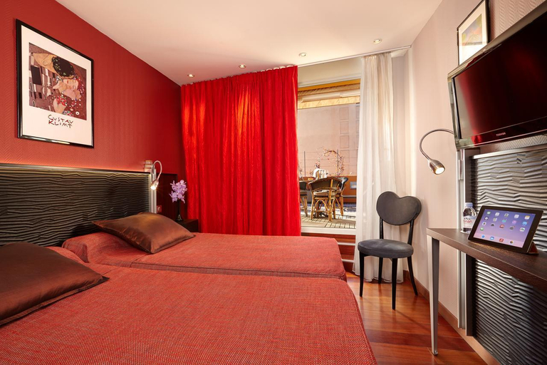 Bedroom 3, Hotel Saint Christophe Aix en Provence - City Center, Bouches-du-Rhône