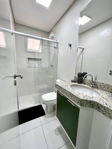 Bathroom 4, Brisamar, Ubatuba