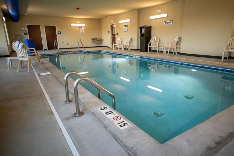 Sport & Beauty 5, Cobblestone Hotel & Suites - Lamar, Prowers