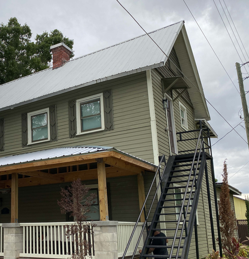 Exterior & Views, The Front Porch, Seminole