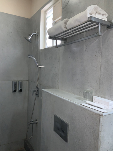 Bathroom 4, Anna Residency, Puducherry