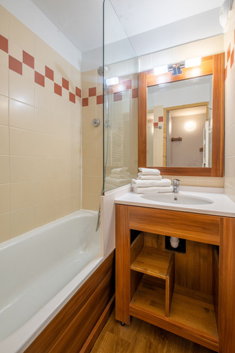 Bathroom 4, Residence Le Machu Pichu, Savoie