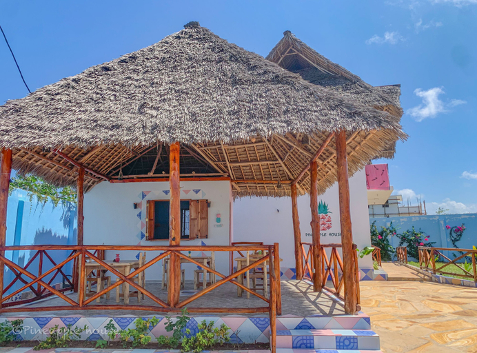 Exterior & Views 2, PINEAPPLE HOUSE, Kaskazini 'A'
