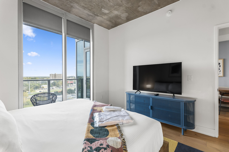 Bedroom 12