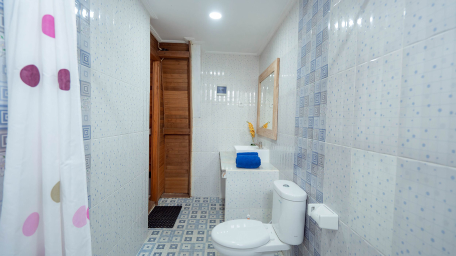 Bathroom 3