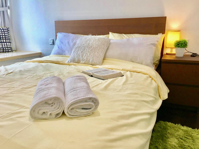 Bedroom 2, Luxurious Cosy 2 bedrooms Condo @ R&F Mall, Johor Bahru