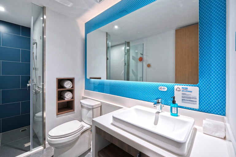 Bathroom 6