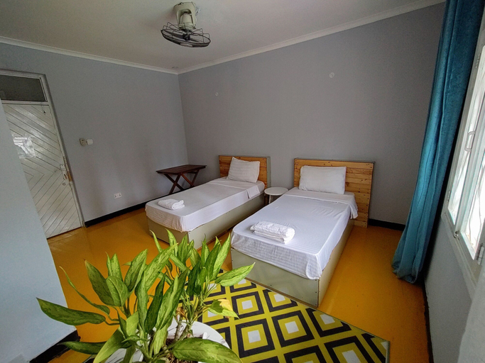 Bedroom 2, Gallivanters Hostel, Kinondoni