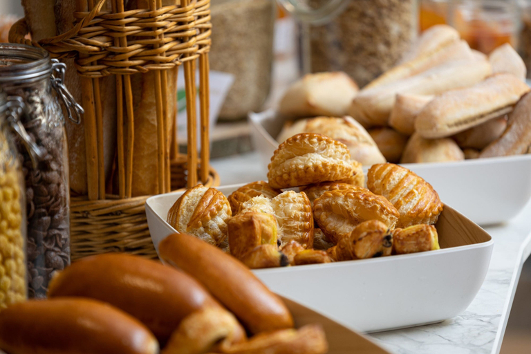 Food & Drinks 5, Residence Inn by Marriott Paris Didot Montparnasse, Paris