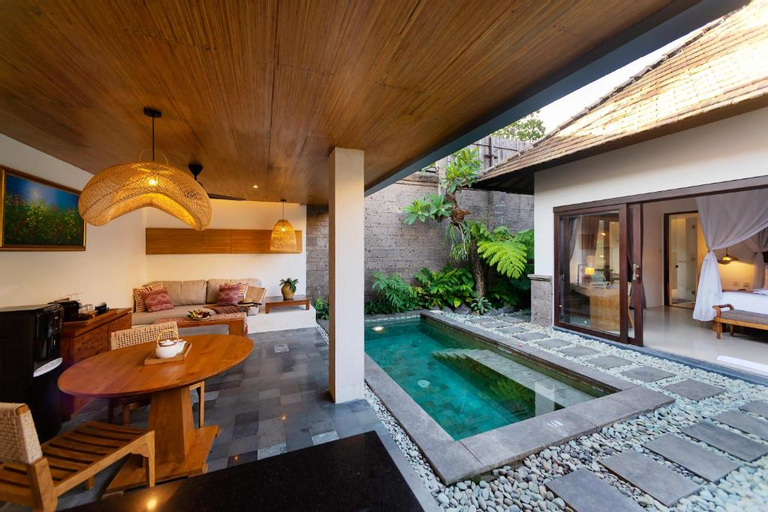 Swimming Pool 7