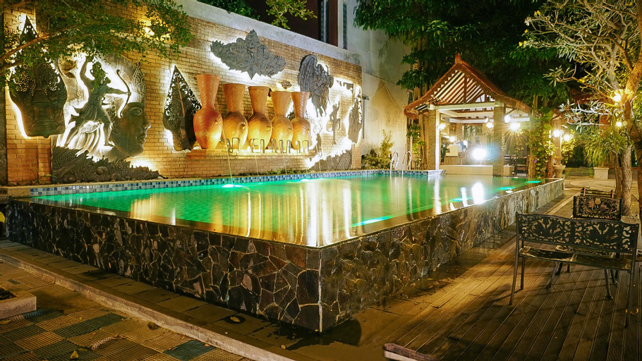 Swimming Pool 1