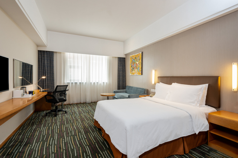Bedroom 3, Holiday Inn Express SHANGHAI NEW JINQIAO, Shanghai