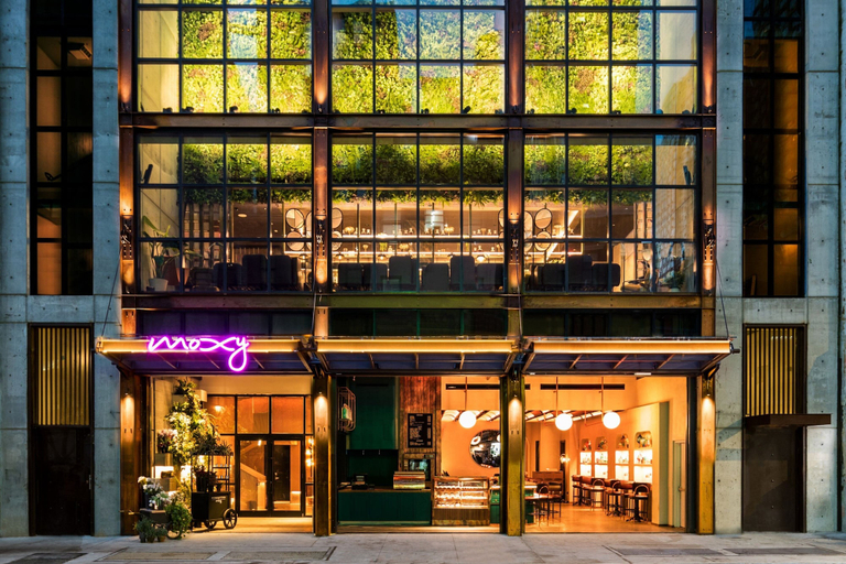 Exterior & Views 2, Moxy NYC Chelsea, New York