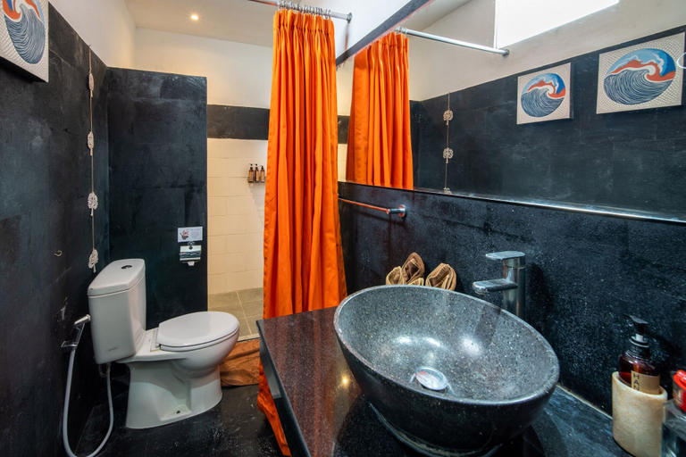 Bathroom 4, Serene 4br Seminyak Villa with Tropical, Badung