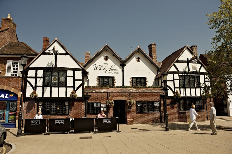 Exterior & Views 2, The White Swan Hotel, Warwickshire