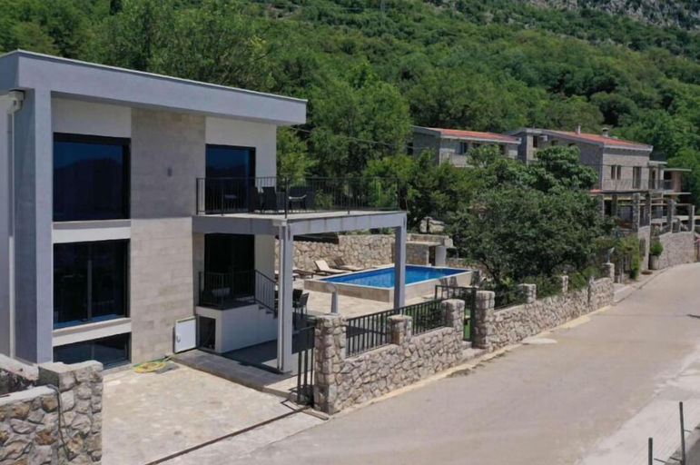 Exterior & Views 2, Seaview Villa with pool Hanja