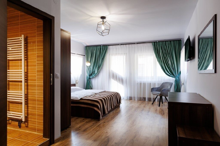 Bedroom 2, La Colțul Castelului Bran Boutique, Bran