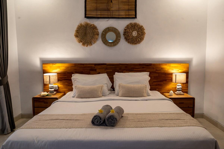Bedroom 1, Villa Innerbloom spacious 2 BR with large pool & garden, Badung