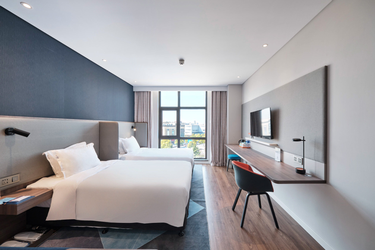 Bedroom 3, Holiday Inn Express SHANGHAI HONGQIAO NORTH, Shanghai