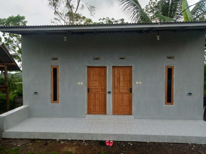 Public Area, EXPRESS O 91901 Homestay Irish Irish, Banyuwangi