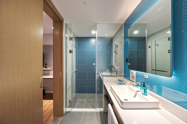 Bathroom 8