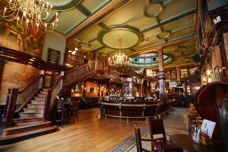 Food & Drinks 5, Counting House, London