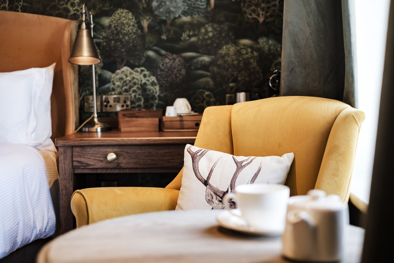 Bedroom 3, The Bear of Burton, Dorset