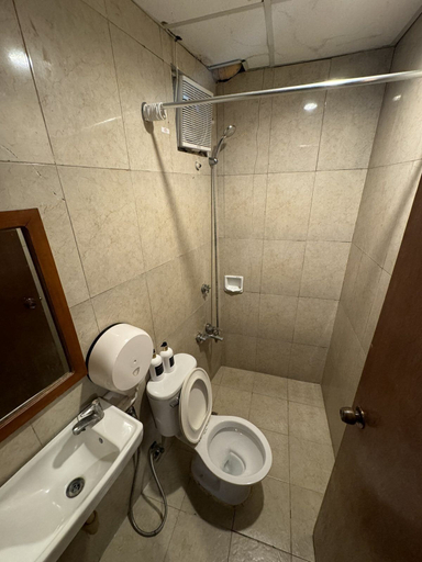 Bathroom 4, SJ Mansion Hotel, San Jose
