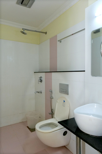 Bathroom 3, Hotel Lumiere, Alappuzha