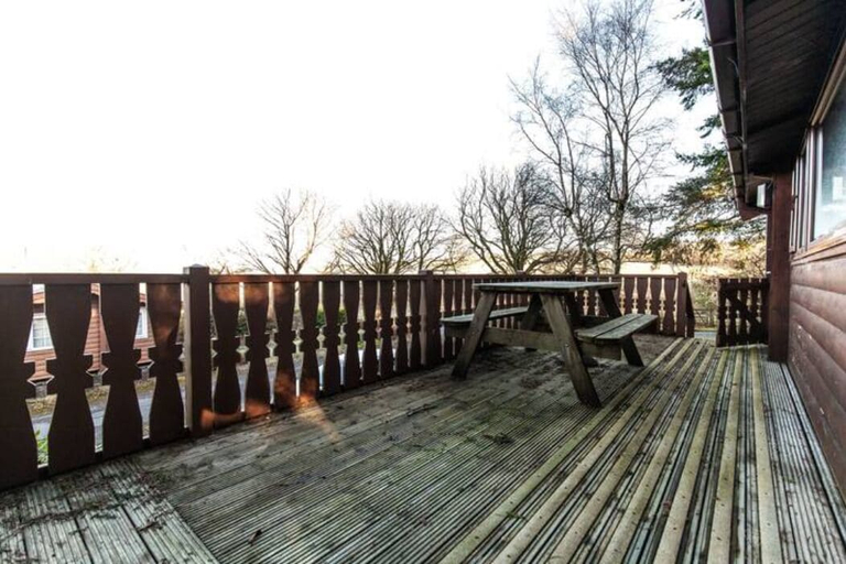 Others 4, Two Bed Log Cabin in the Mountains, Gwynedd