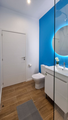 Bathroom 4, The Jolie Apartments, Porto Moniz