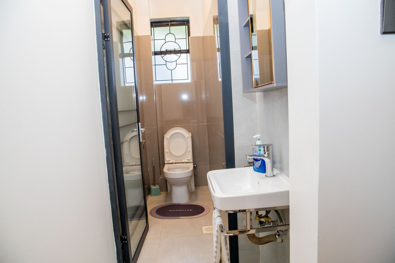 Bathroom 4, Sana Home by Edmor Suites, Westlands