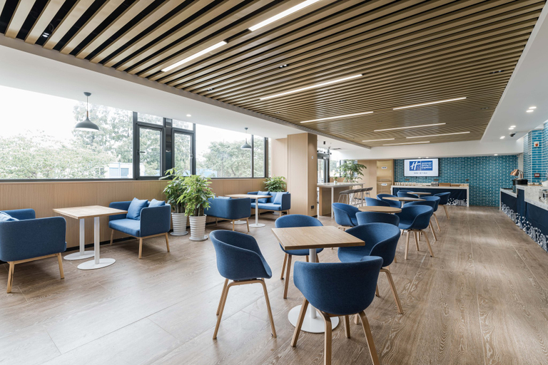 Food & Drinks 5, Holiday Inn Express SHANGHAI PUDONG CHUANSHA by IHG, Shanghai