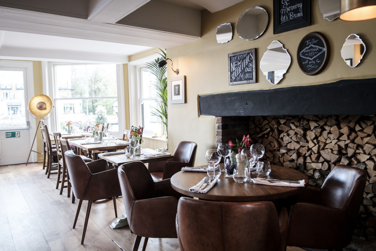 Food & Drinks 4, The Swan Hotel, Surrey