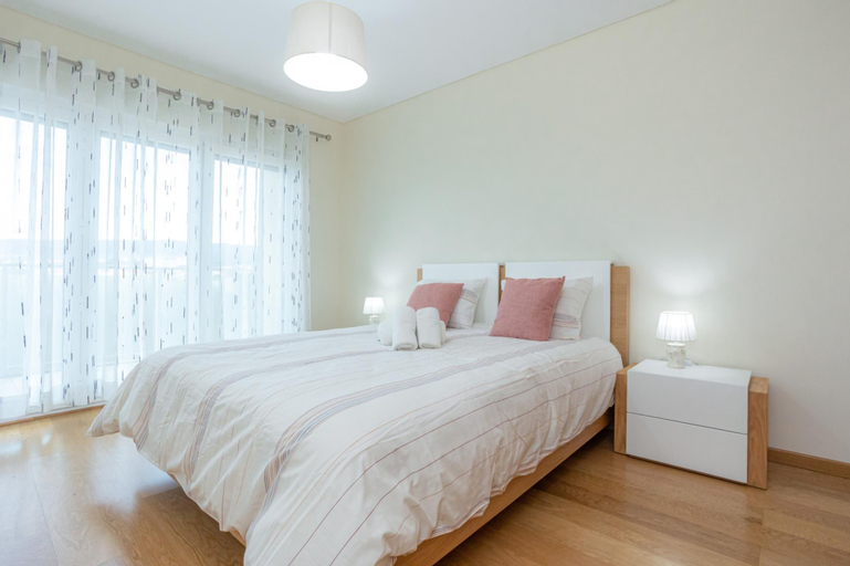 Bedroom 3, Buarcos Sunset Apartment by Rent4All, Figueira da Foz