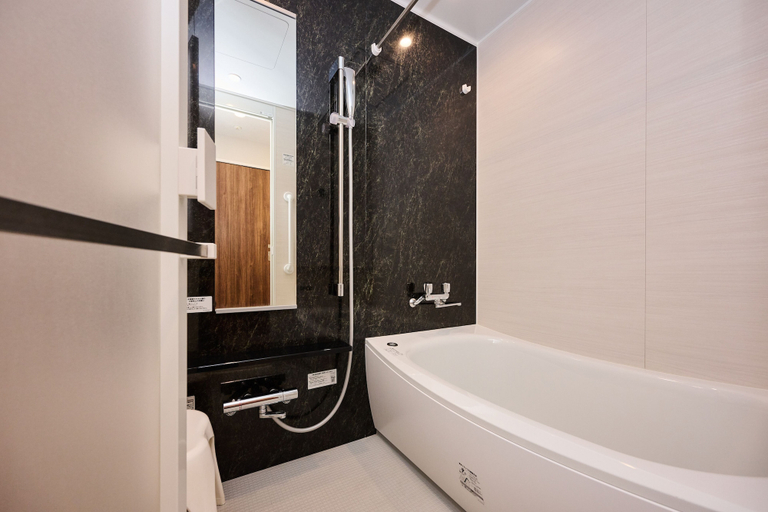 Bathroom, Casa YONNA Naha, Naha