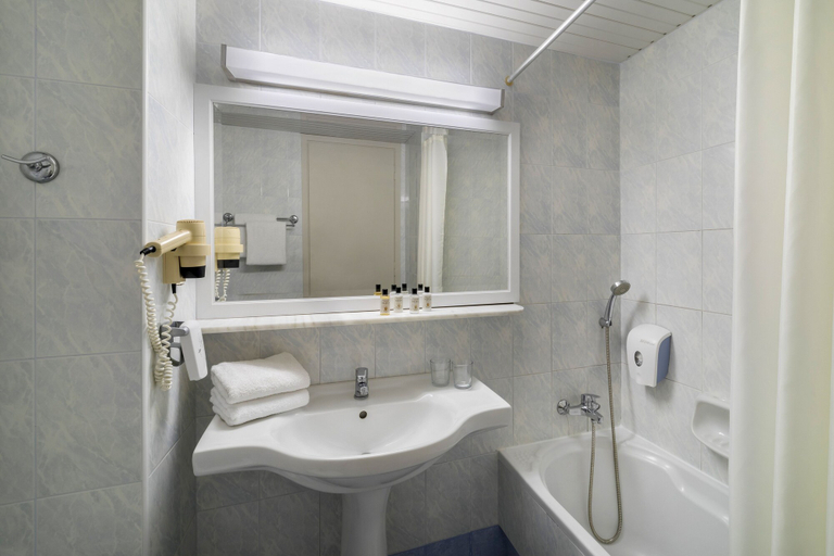 Bathroom 5, Sol Marina Beach Crete, Crete