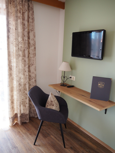 Bedroom 3, Hotel Garni Kern, Rosenheim