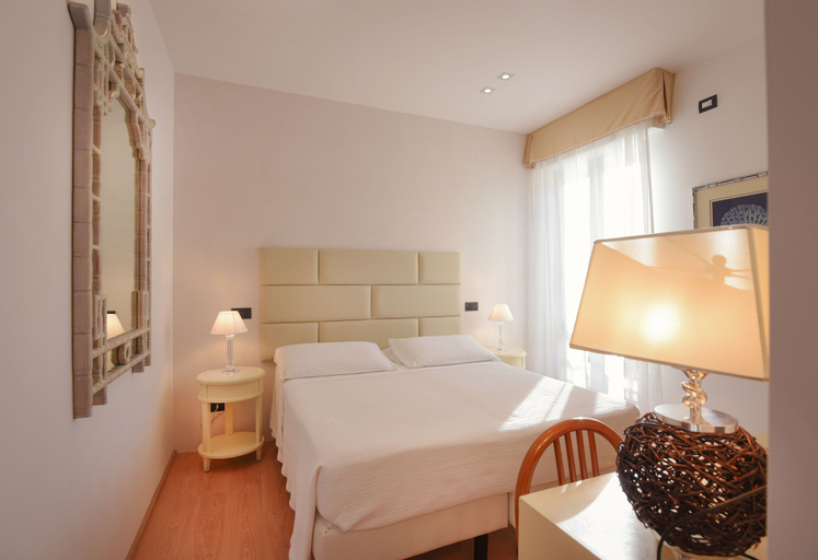 Bedroom 14
