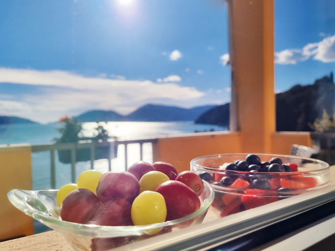 Food & Drinks 7