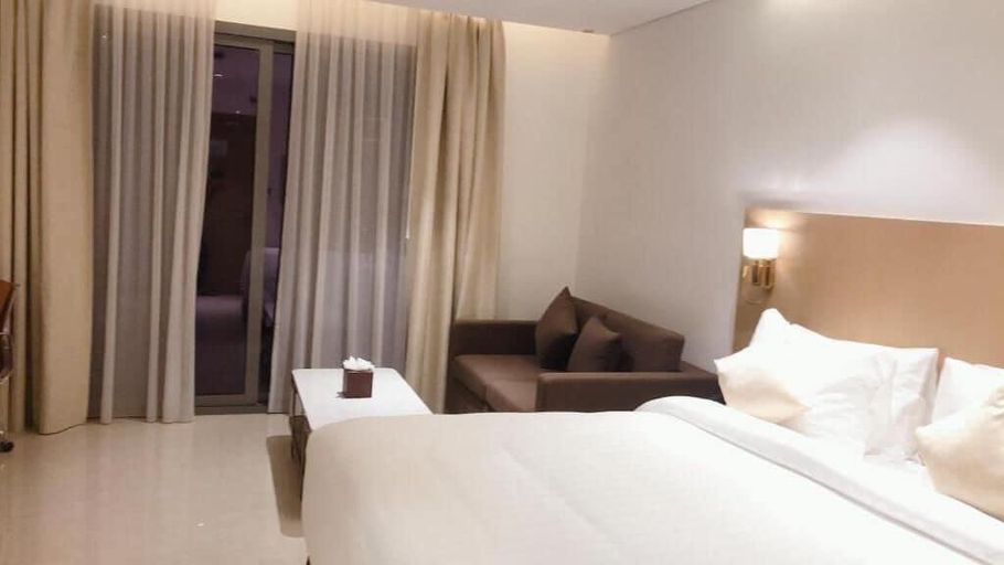Bedroom 2, HE Hotel Apartments, Dubai