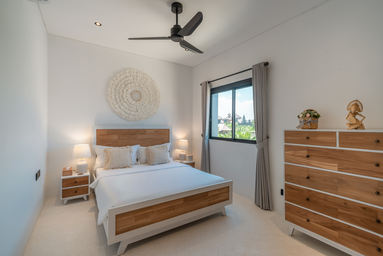 Bedroom 3, Villa Delight - Modern 5BR Villa in Berawa, Badung