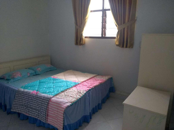 Bedroom 1, Alfa Homestay keluarga (harga perkamar), Malang