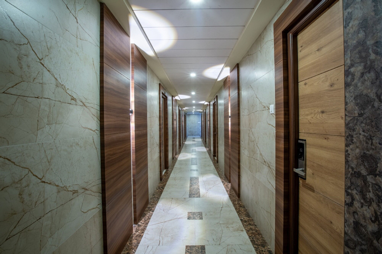 Others 5, HOTEL SIVAS, Perambalur
