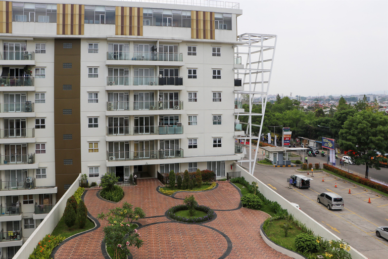Exterior & Views 3, Spacious 3BR with Good View at Gateway Pasteur Apartment By Travelio, Bandung